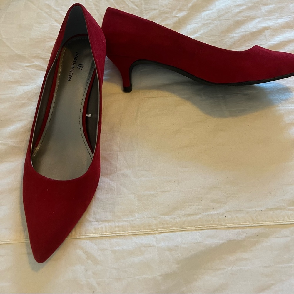 Worthington Red suede heels -pumps